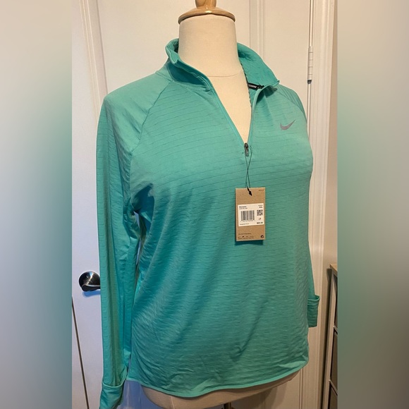 Nike Tops - Nike Plus Top
